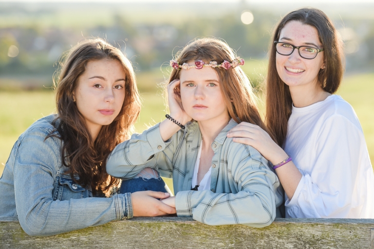 Drei Mädchen Freundinnen aus Vaterstetten